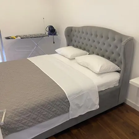 Apartman Stela 公寓